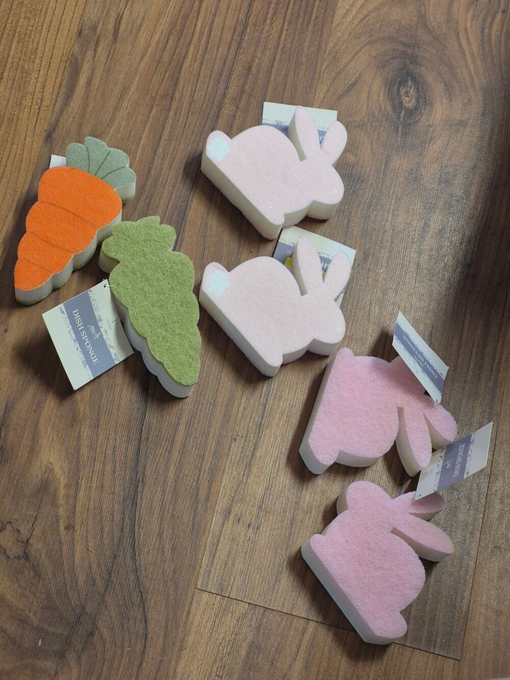 6 Target Bullseye's Easter 2026 4 Bunny & 2 Carrot Shaped Dish Sponges 4" NEW s3
